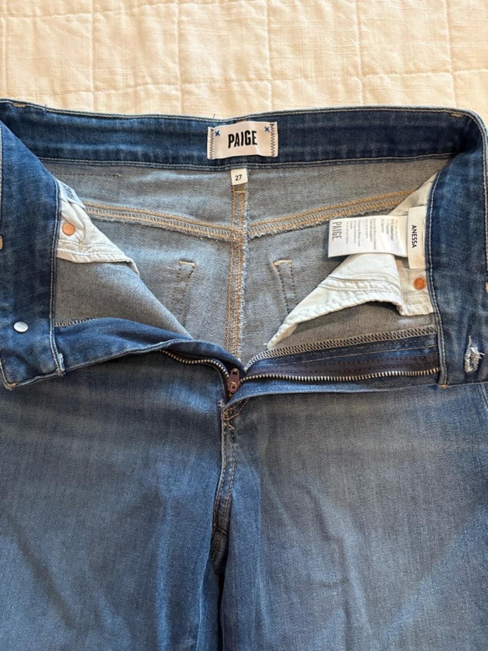 PAIGE Anessa Wide-Leg High-Rise Jeans - Picture 5 of 8
